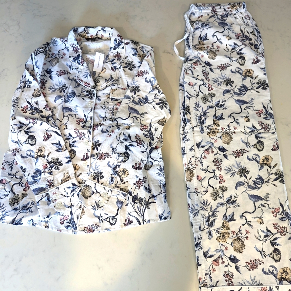 Banana Republic Pajama Set